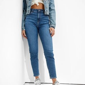 American Eagle Stretch Mom Jeans